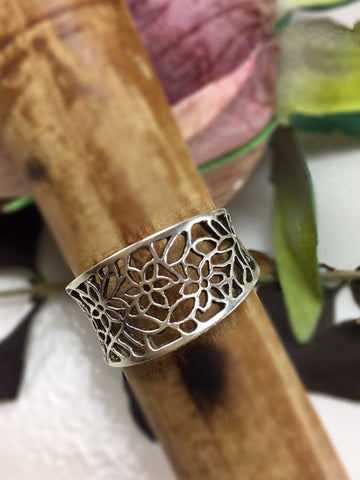 Sterling Silver Flowered Ring
